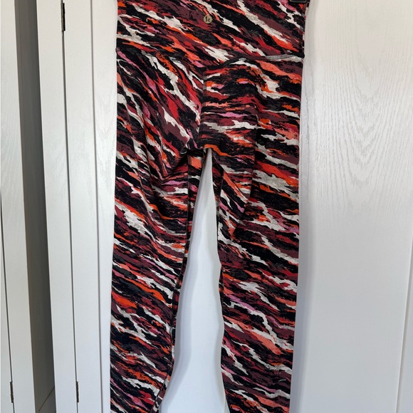 Lululemon Align HR 25” Tiger Tide Lunar New Year Leggings Size 0 (No tag) Nulu - Picture 6 of 8